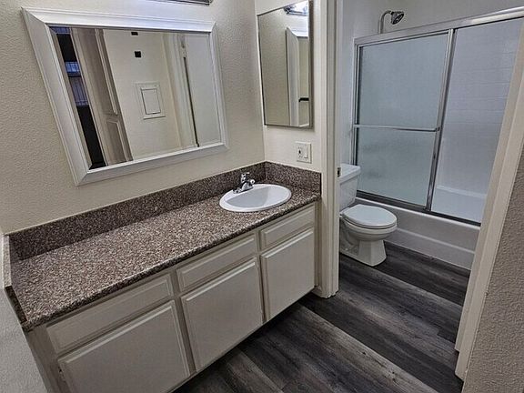 3rd image of 10770 Palms Blvd APT 204