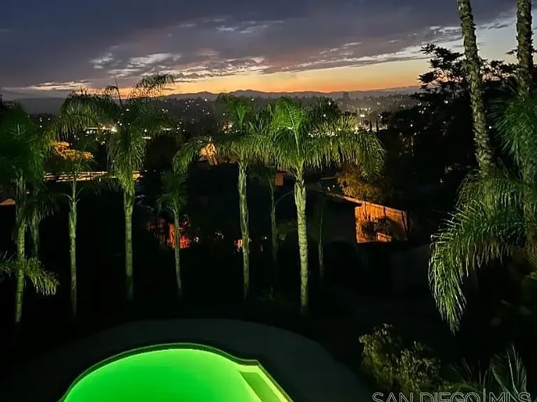624 Schafer Pl — Photo 10