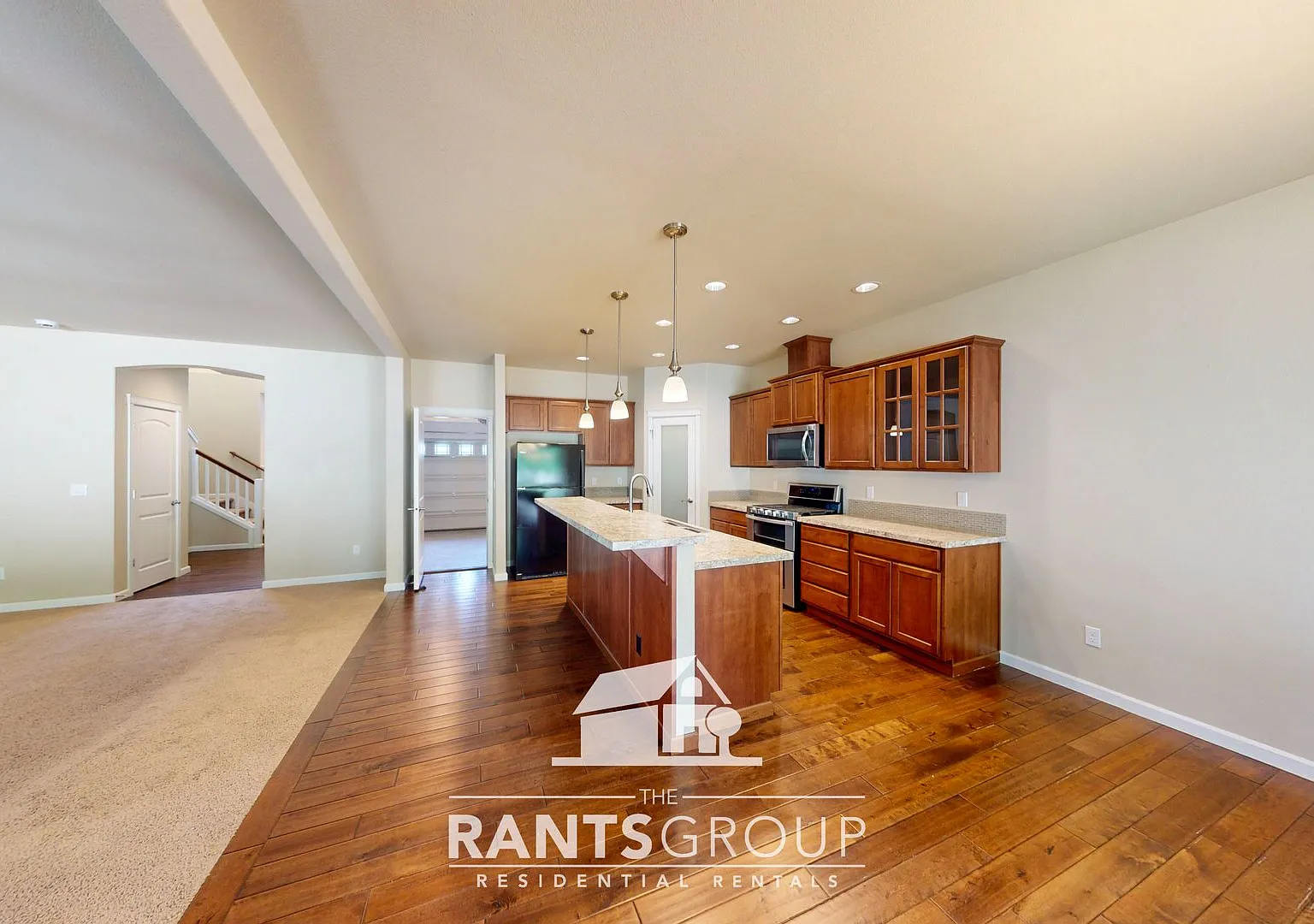 4-Bedroom Home in Campus Peak Spacious Lot & Open Layout — Photo 3