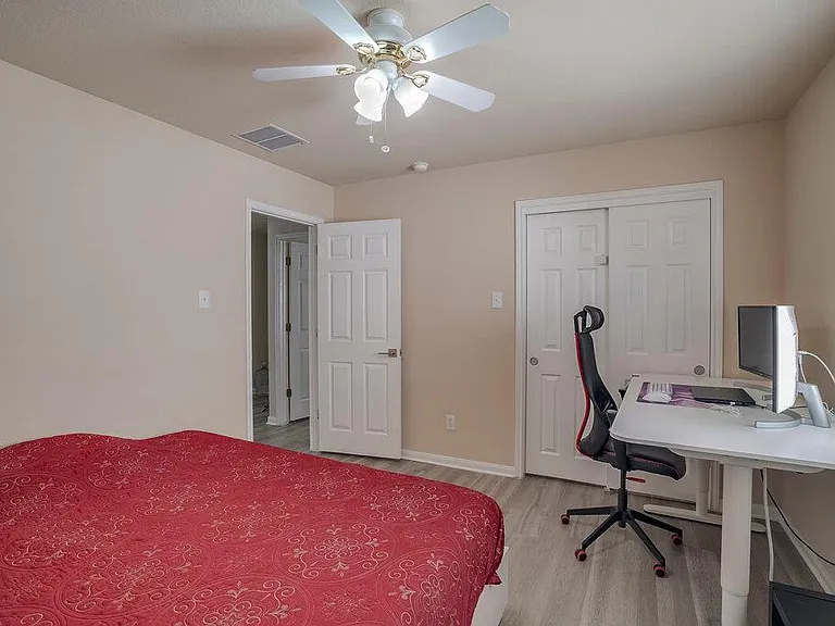 2724 Kickapoo Cavern Dr — Photo 18
