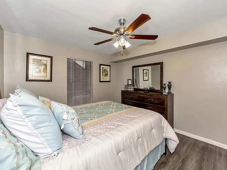 Pecan Ridge — Photo 17