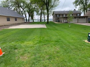 24177 178th St, Okoboji, IA 51355