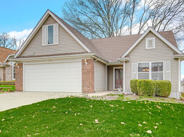 561 Lantern Walk, Valparaiso, IN 46385
