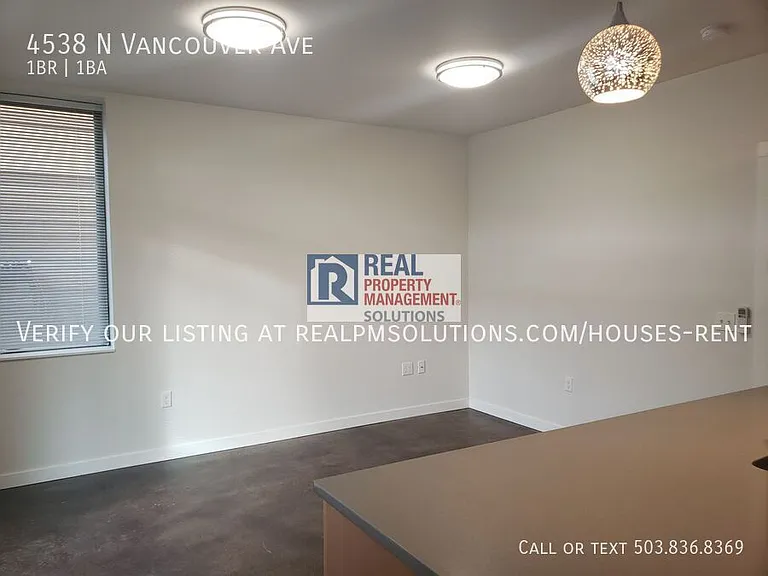 4538 N Vancouver Ave — Photo 9