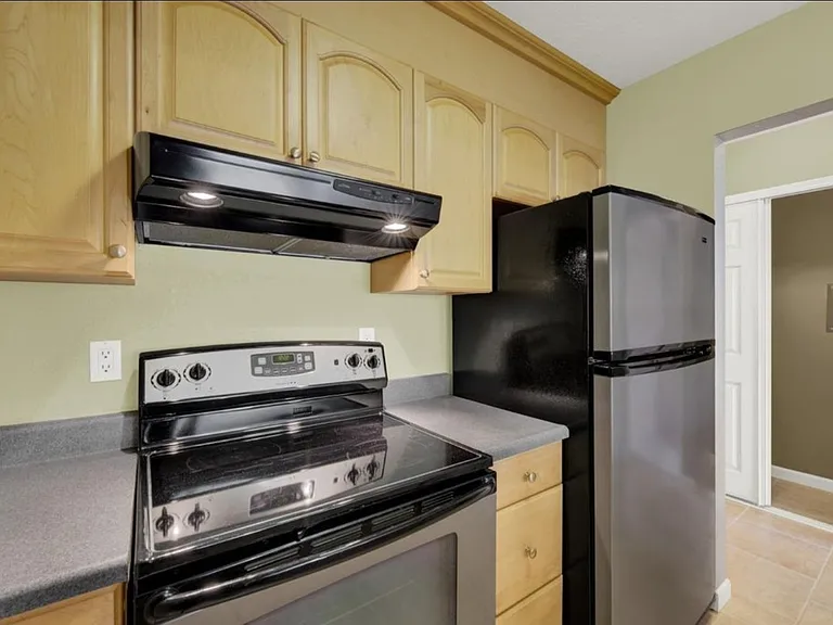 1457 N Camino Alto Dr #318 — Photo 9