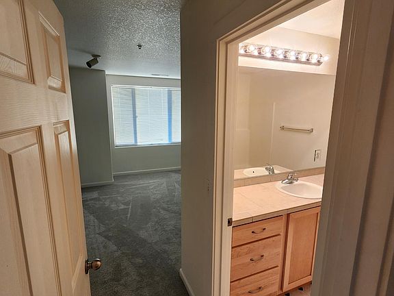 5th image of 15411 SW Mallard Dr