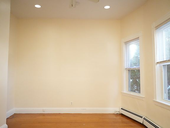3rd image of 105 Dudley St #1