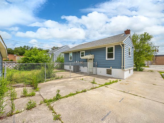 4th image of 1304 Freeland Ave