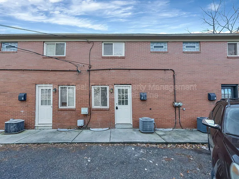 880 N Meadows Ct #J — Photo 20