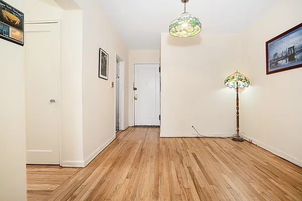 Sold by Block & Lot Real Estate | media 17