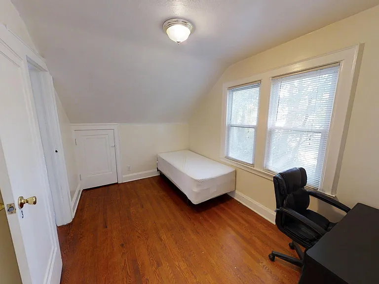 1005 E Colvin St #1 — Photo 11