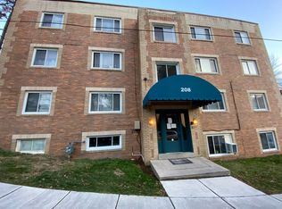 208 McCully St APT 3, Pittsburgh, PA 15216
