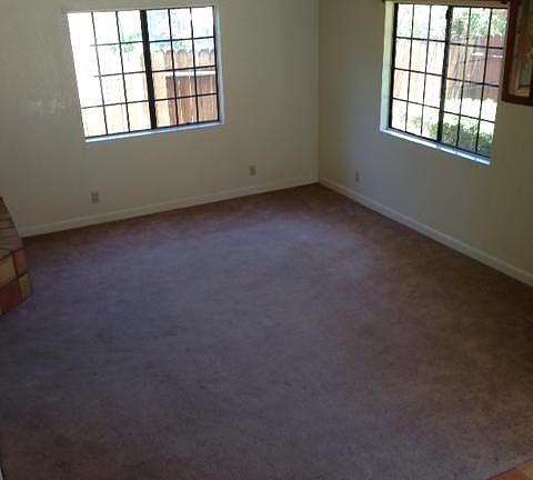 2nd image of 208 Eucalyptus St