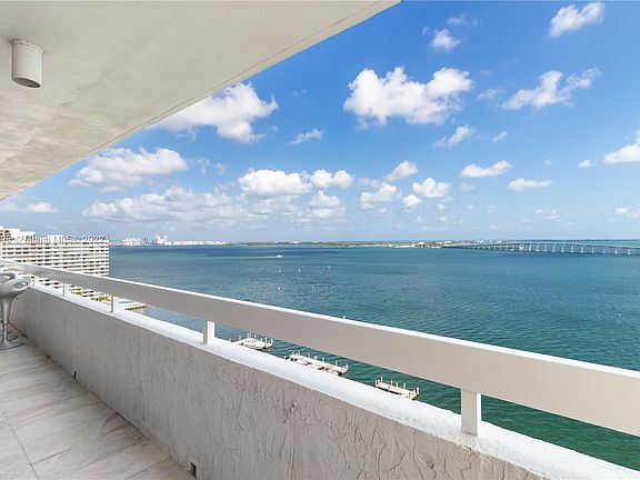 3rd image of 1627 Brickell Ave APT 1907