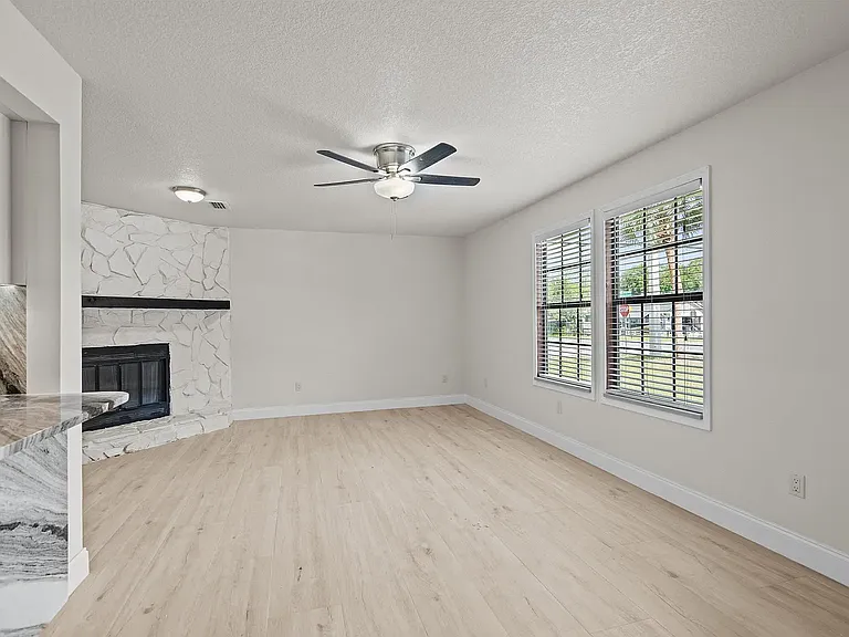 202 Gerona Rd — Photo 13
