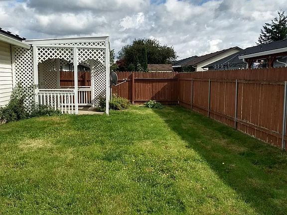 3rd image of 17003 NE 20th St
