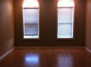 104 W 6th St #A, Tuscumbia, AL 35674