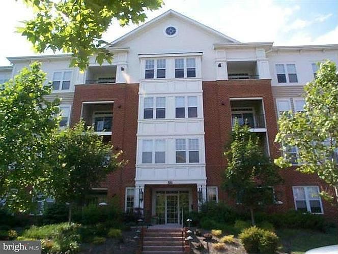 1st image of 501 King Farm Blvd APT 407