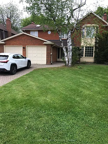 155 Highland Cres #LOWER Photo 1