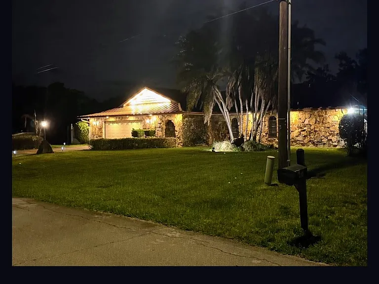 465 SE Naranja Ave — Photo 93
