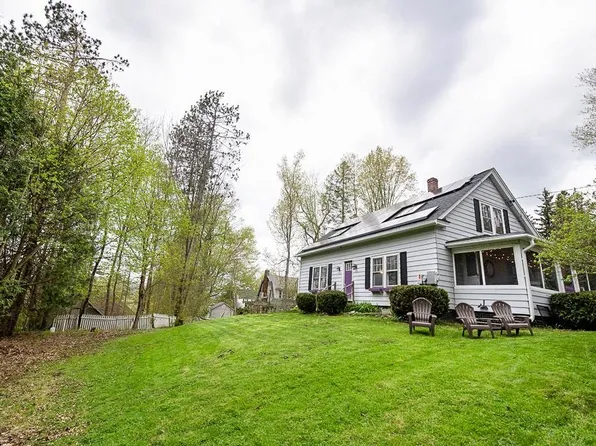 62 Delmont Avenue, Barre City, VT 05641