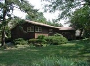 220 41st St, Western Springs, IL 60558