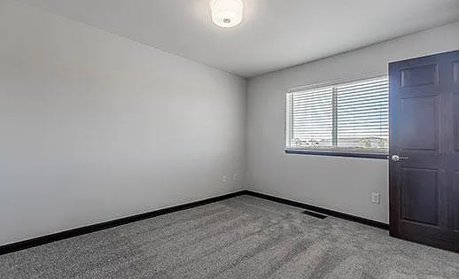 1330 E Minnesota St #309 — Photo 6
