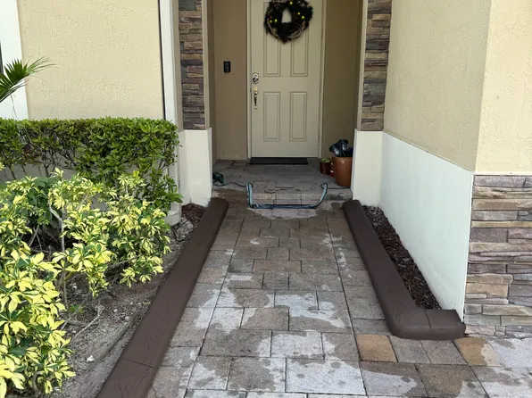 721 SE 35th Ave, Homestead, FL 33033