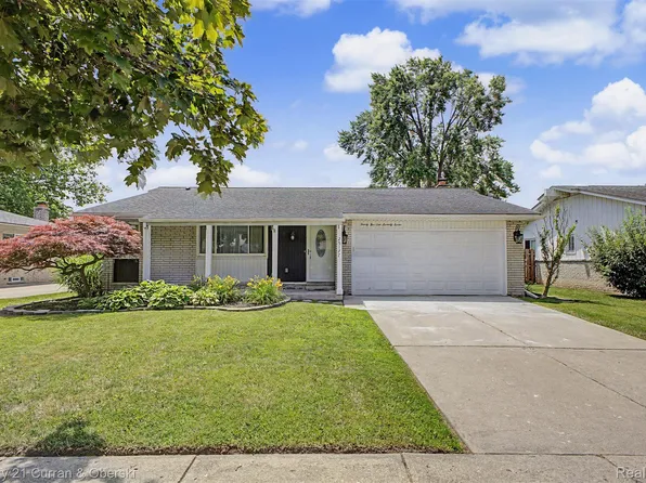 25177 Richard St, Taylor, MI 48180