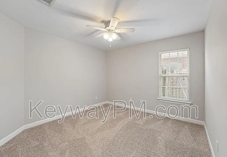 633 Ventana Dr — Photo 19