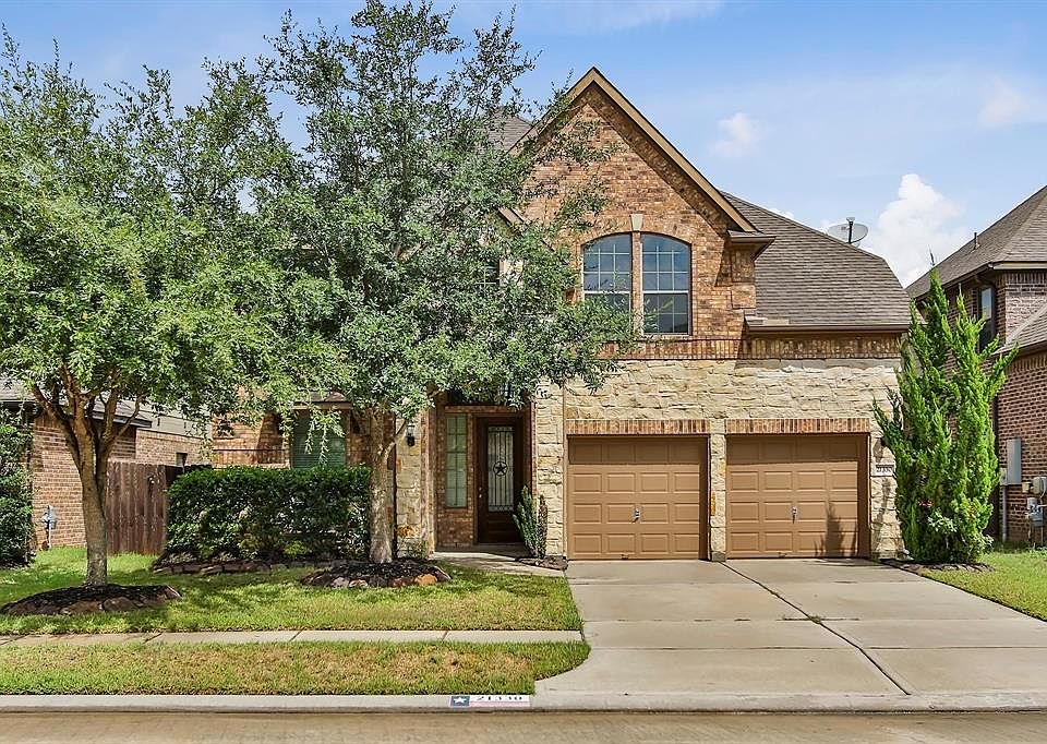 1st image of 21330 Bishops Mill Ct