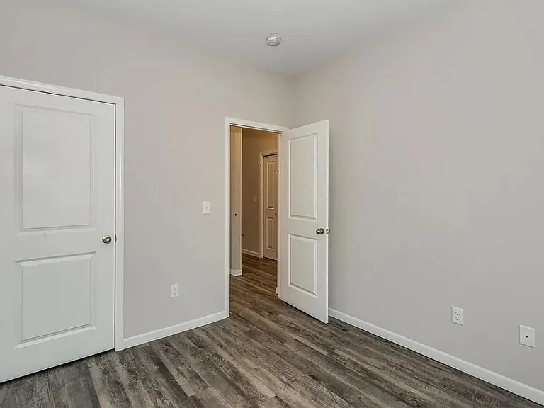 2346 E Cheyenne Ct — Photo 8