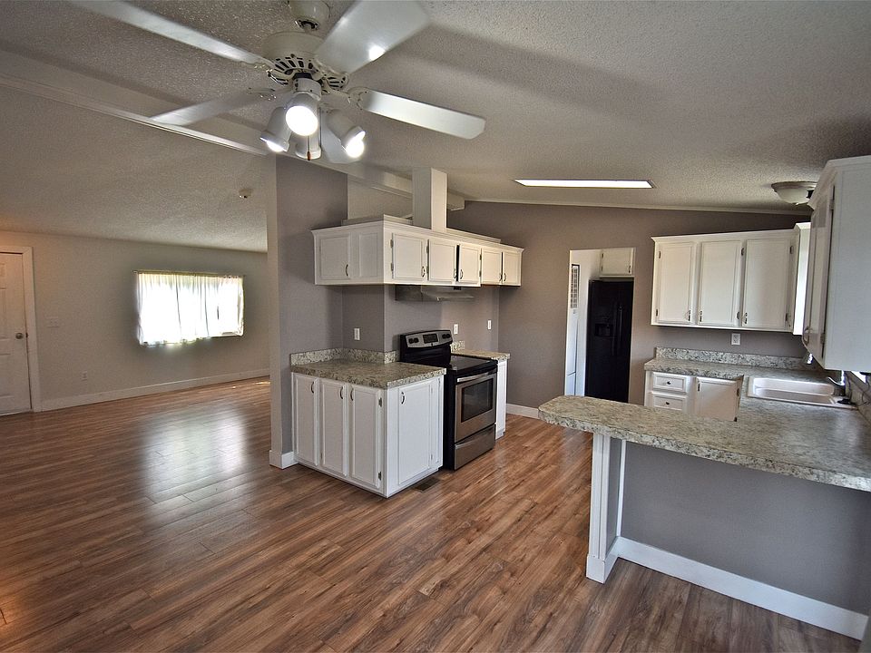 1st image of 5060 W Crownpointe Dr