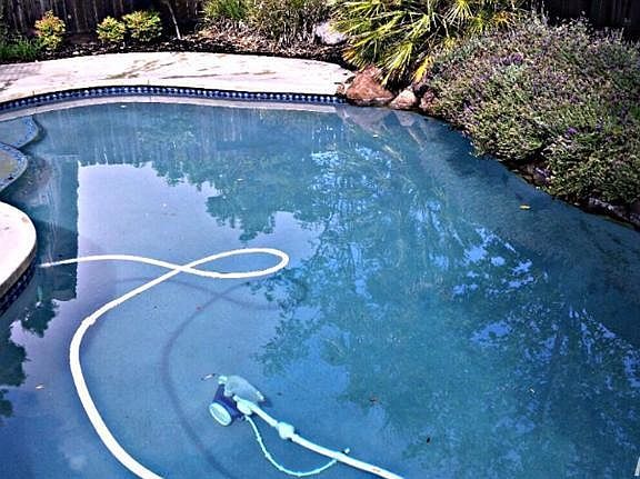 4th image of 670 Bridgestone Dr