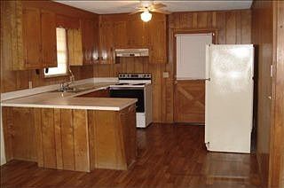 2nd image of 209 Hillsdale Dr