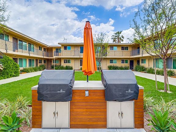 3rd image of 3528 W Adams Blvd #79