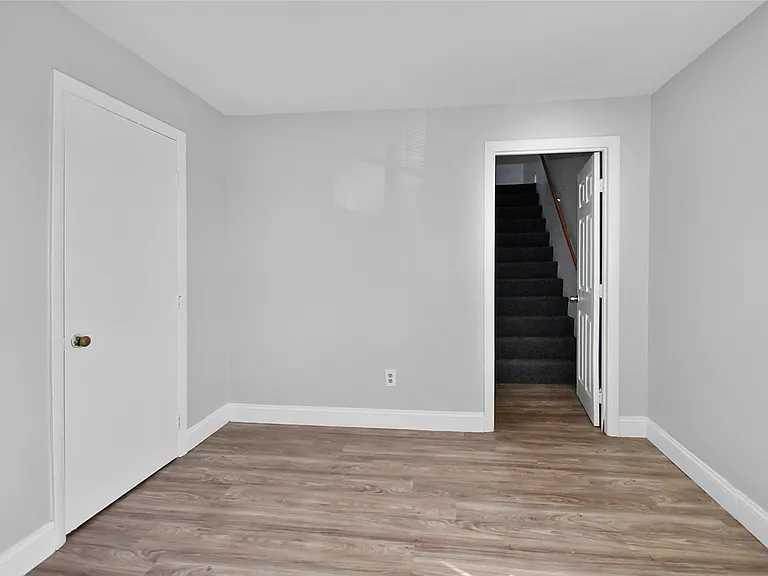 859 Pine Street — Photo 46