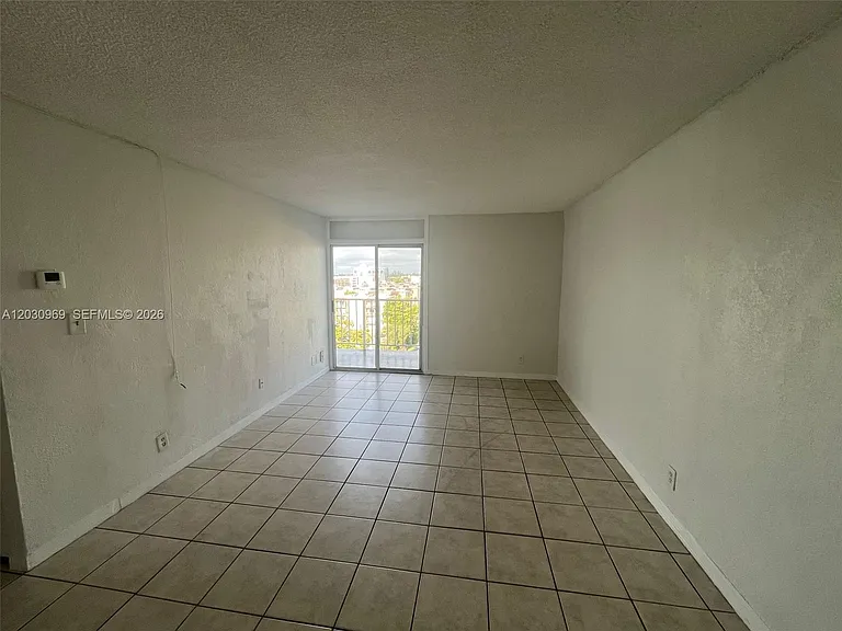 801 NW 47th Ave #820W — Photo 4