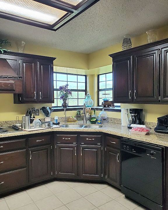 1st image of 44 Villa Franca St