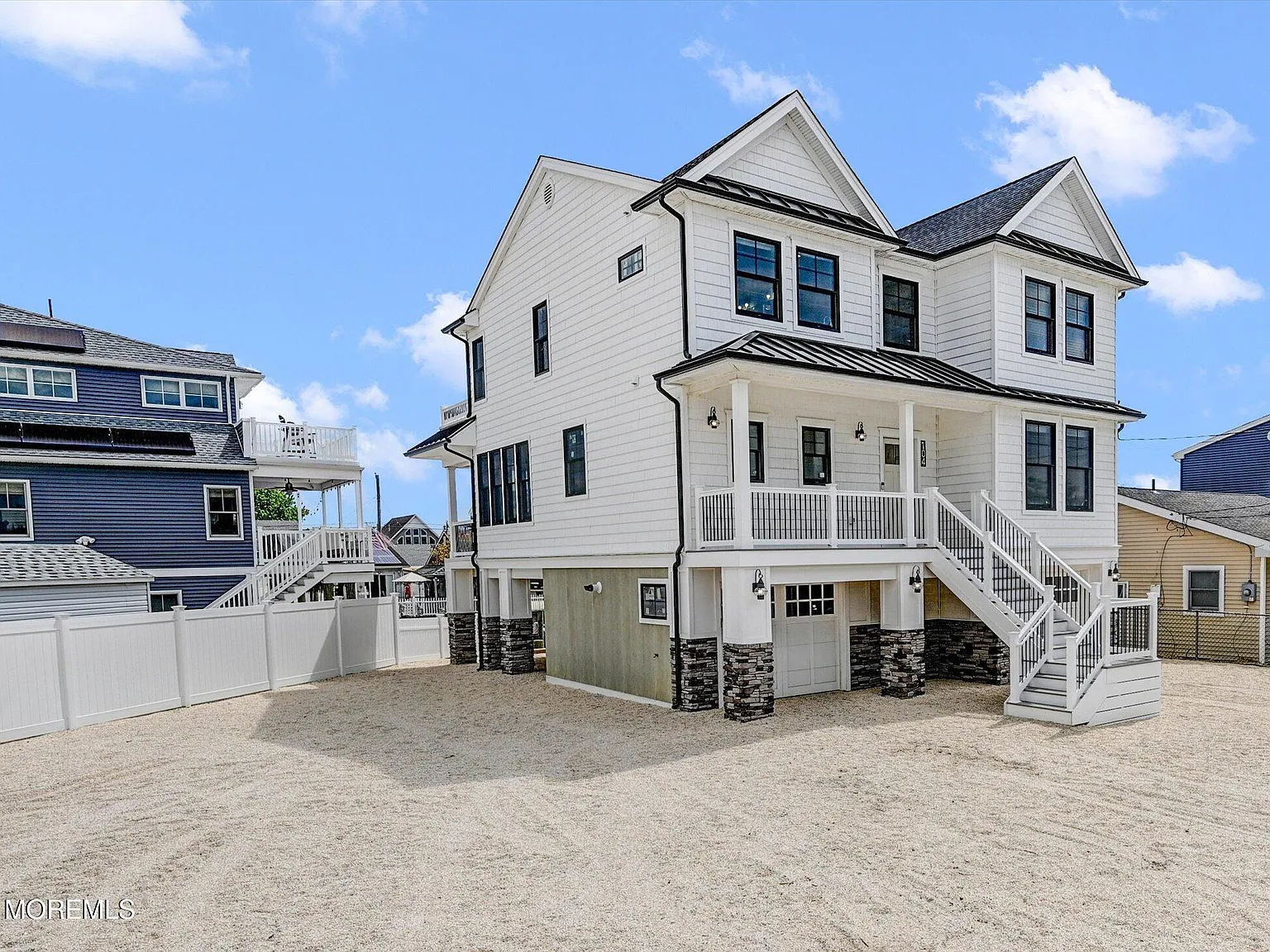 4 bed, 3.5 bath, 2217 sqft, $3,100 — Photo 3