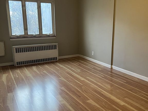 3rd image of 70-02 62nd Ave Floor 3
