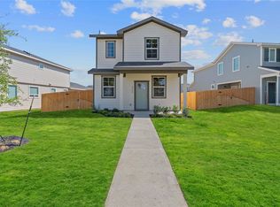 210 Constanza Trl, Bastrop, TX 78602