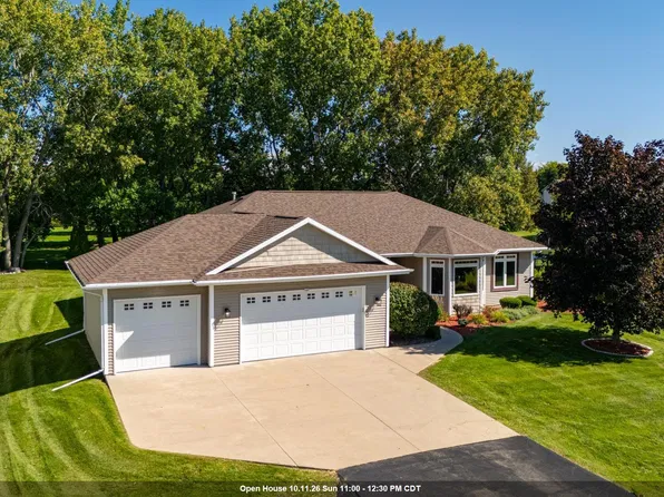 140 Thackery Dr, Oshkosh, WI 54904