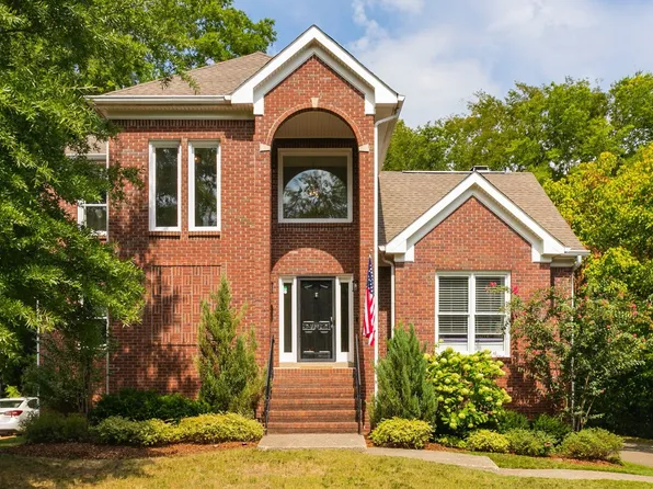 100 Belle Glen Dr, Nashville, TN 37221