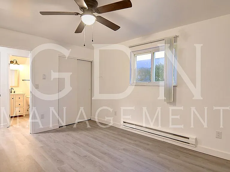 1077 Frederick Drive — Photo 3