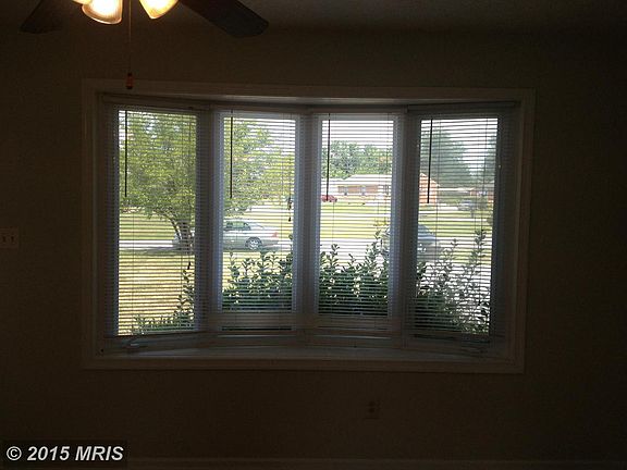 4th image of 104 Stafford Dr