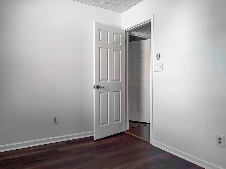 2023 Cycling Ln — Photo 3