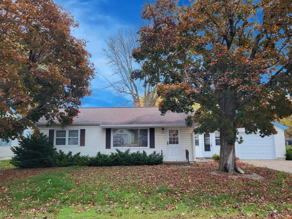 1421 South ERICKSON AVENUE, Marshfield, WI 54449