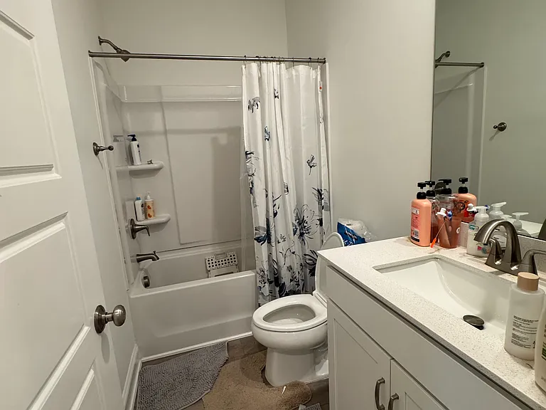 3rd Floor Hall bath