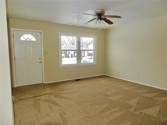 3rd image of 3508 Cecil Ave